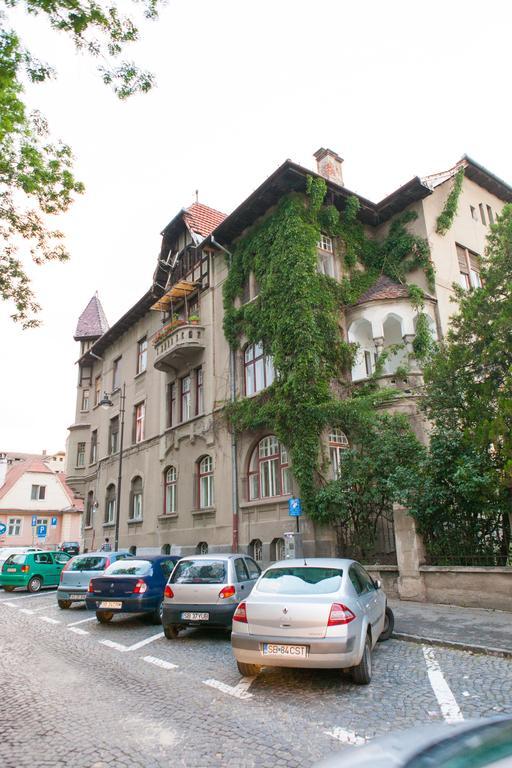 Great Central Apartment Sibiu Bagian luar foto