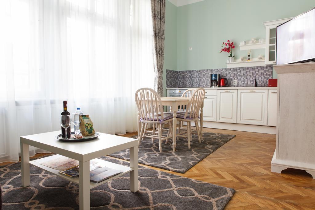 Great Central Apartment Sibiu Bagian luar foto